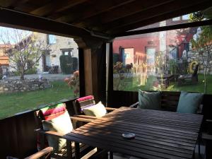 Zahrada ubytování Apartamentos El Hospital de Villahormes