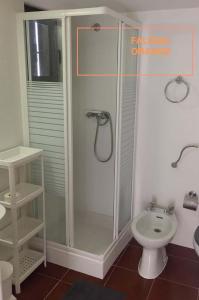 Uma casa de banho em Algarve Friendly Apartment