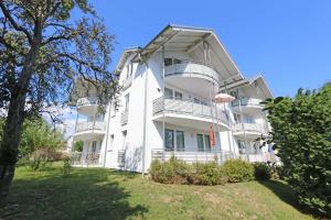 Galeriebild der Unterkunft Villa Eintracht - Whg. 16 mit Südbalkon in Göhren