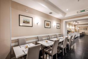 En restaurang eller annat matställe på Hotel Villafranca