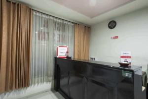 Imagen de la galería de RedDoorz @ Panglima Sudirman, en Surabaya
