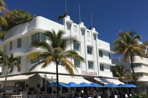 Gallery image of Heart of South Beach / Modern Apartment / Ocean Drive - Carlyle in Miami Beach