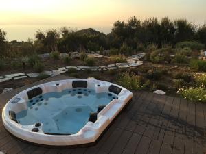 Бассейн в Villa Salina Luxury Pool Villa или поблизости