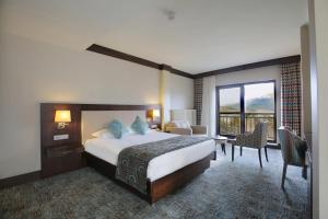 Cama o camas de una habitación en Abant Palace Hotel