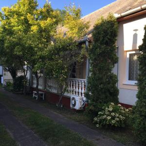 Vonkajšia záhrada v ubytovaní Stella Apartman
