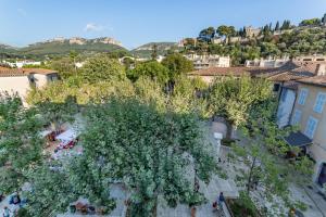 Gallery image of Le Central par Dodo-a-Cassis in Cassis