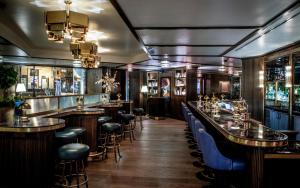 Lounge atau bar di The Dupont Circle Hotel