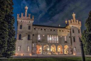 Gallery image of Castello di Thiene in Thiene