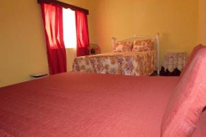 Postel nebo postele na pokoji v ubytování Rooming house + 1 fotografie