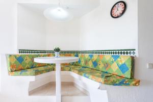 Posedenie v ubytovaní Altamira Apartamentos Adeje