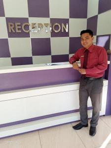 Fotografie z fotogalerie ubytování SMESA Edotel Syariah Surabaya Mitra RedDoorz v destinaci Wonokromo