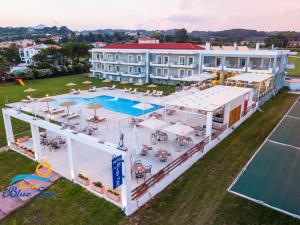 Bazén v ubytování Blue Sea Hotel nebo v jeho okolí
