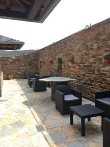 Imagen de la galería de Apartamentos Carola, en San Tirso de Abres