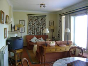 Posezení v ubytování Casa da Arvore