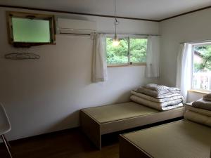 Гостиная зона в Tsushima White House