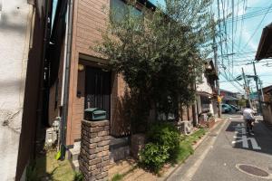 Gallery image of Airstar Chiyo House x M&Z HOUSE in Fukuoka