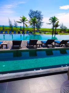 Gallery image of Le Coral Resort in Natai Beach
