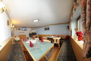 Zdjęcie z galerii obiektu Gästehaus Standardhaus w Saalbach Hinterglemm