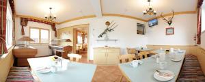 Zdjęcie z galerii obiektu Gästehaus Standardhaus w Saalbach Hinterglemm