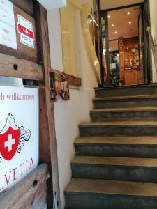 Certifikát, hodnocení, plakát nebo jiný dokument vystavený v ubytování Petit Helvetia Budget Hotel
