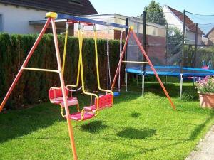 Children's play area sa Ferienwohnung Sandhaas