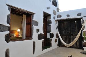 Zdjęcie z galerii obiektu El Susurro Ecoliving_VILLA PARDELA w mieście San Juan de la Rambla