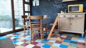 Kuchyň nebo kuchyňský kout v ubytování Vakantiehuis Lazy house 6 tot 8 personen