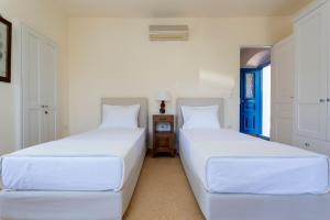 Afbeelding uit fotogalerij van The Palm Tree House!! in Spetses