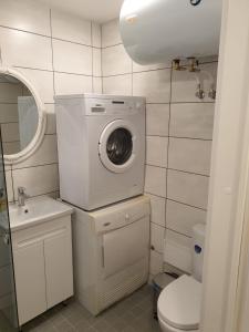 Ένα μπάνιο στο The FAMILYTREE