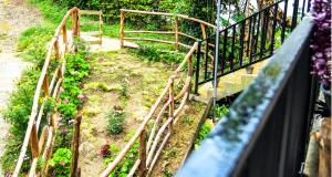 Jardín al aire libre en Gems Moon Paradise