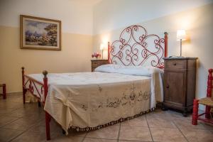 Posteľ alebo postele v izbe v ubytovaní Villa Collebelvedere - Near Rome with Home Restaurant + 37 fotografií