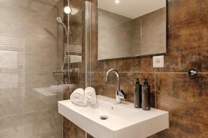 Een badkamer bij Hotel Huize Koningsbosch
