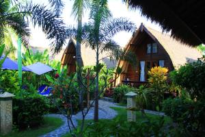 Gallery image of Turtle Beach Hotel in Gili Air