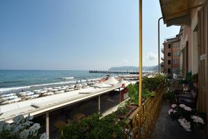 Gallery image of Casa d'artista B&B in Alassio