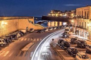 Widok na miasto Syrakuzy z tego apartamentu