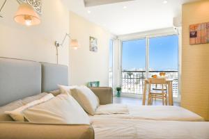 Fotografia z galérie ubytovania Benalmadena Seafront Top Floor Studio v destinácii Benalmádena