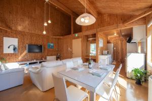 Et tv og/eller underholdning på Midori