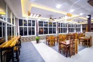 Restaurace v ubytování El Nido Royal Palm Inn