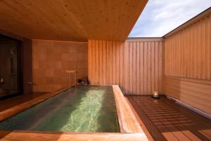 The swimming pool at or close to Umiusagi