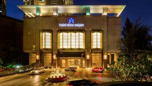 Hoone, kus hotell asub
