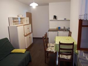 Kuchyň nebo kuchyňský kout v ubytování Oldhouse Tučepi
