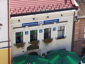 Budynek, w którym mieści się hostel