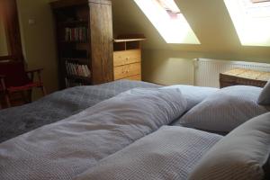 Posteľ alebo postele v izbe v ubytovaní Family Apartment Písek City Centre