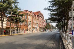 Gallery image of Qingdao Shinan·Qingdao Landing Stage· Locals Apartment 00133930 in Qingdao