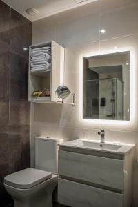 Koupelna v ubytování Apartamentos Turísticos Moret11-1A
