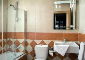 ห้องน้ำของ Hotel Ruta del Poniente