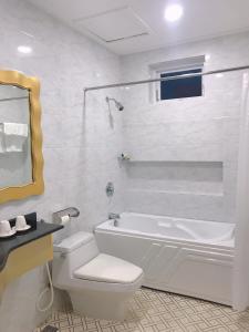Phòng tắm tại Khách sạn SAO NAM