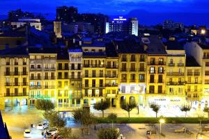 Nespecifikovaný výhled na destinaci Pamplona nebo výhled na město při pohledu z hotelu