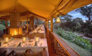 Ресторант или друго място за хранене в Basecamp Masai Mara