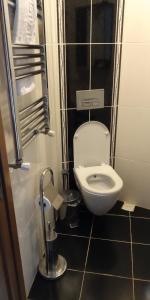 A bathroom at Seahouse Suites